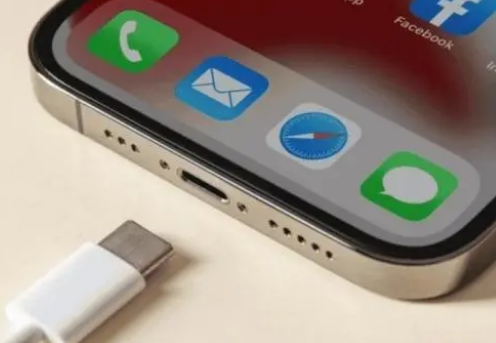 市北苹果15维修分享iPhone15改USB-C接口后能和安卓用户互借充电器吗 